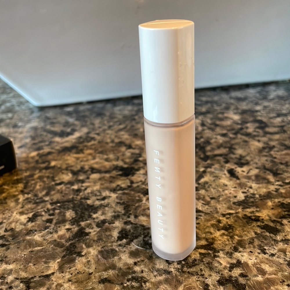 Fenty Beauty Pro Filt’r concealer shade 120.